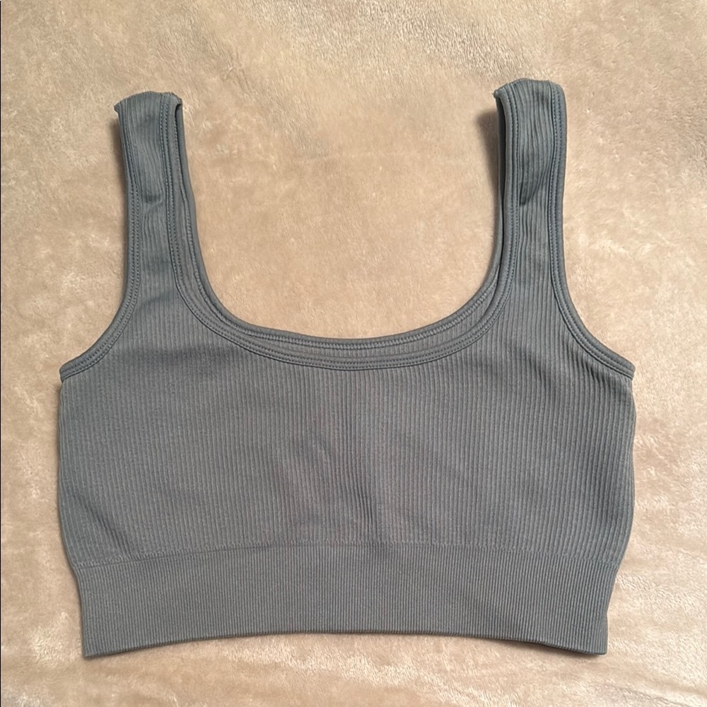 Forever 21 Ribbed Scoop Neck Sports Bra in Slate Gray
